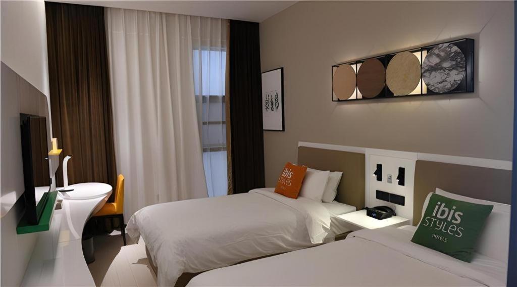 Ibis Styles Kunming Nanping Hotel Ngoại thất bức ảnh