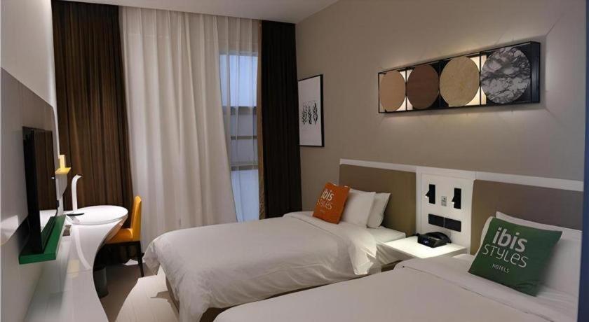 Ibis Styles Kunming Nanping Hotel Ngoại thất bức ảnh