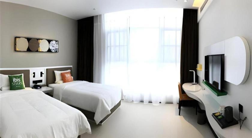 Ibis Styles Kunming Nanping Hotel Ngoại thất bức ảnh